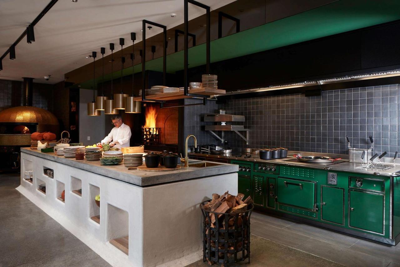 Qt Auckland Hotel Eksteriør billede The kitchen at the restaurant